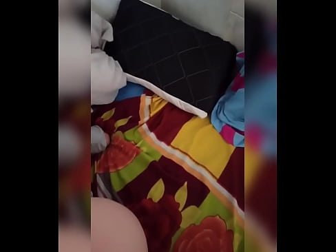 ❤️ Mwenzangu anakaa peke yake nyumbani kwa sababu mume wake anaenda likizo na mimi huchukua nafasi hiyo kumlamba na kumjaza maziwa. ❤️ ❤